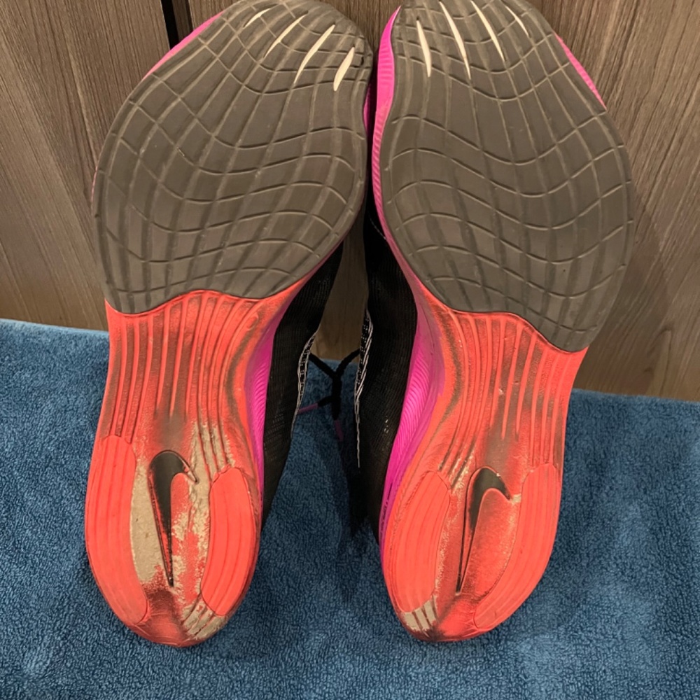 Nike Vaporfly - Picture 2 of 3
